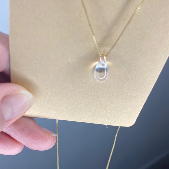 COPY - Single Teardrop Necklace - Picture 2 of 6